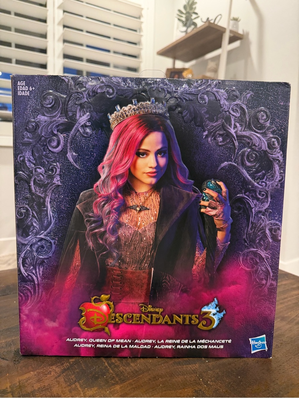 Disney Descendants Audrey Portrait Art – Pink & Purple Hair